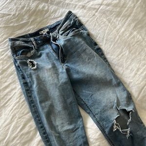 BP size 27 crop distressed jeans